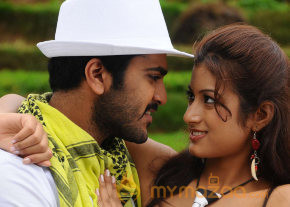 Pathavi Movie Stills photo 32