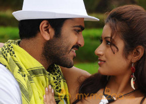 Pathavi Movie Stills photo 29