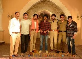 Pawan Kalyan congratulates Ram Charan? on Bruce Lee? success Photos