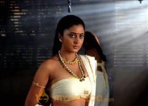 Pazhassi Raja Movie Stills photo 9