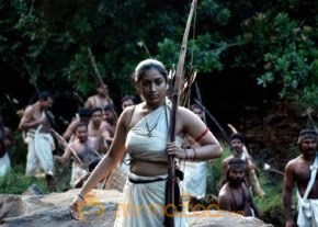 Pazhassi Raja Movie Stills photo 7
