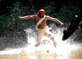 Pazhassi Raja Movie Stills photo 13