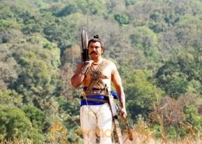 Pazhassi Raja Movie Stills photo 14