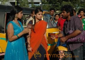 Pongadi Neengalum Unga Kadhalum Movie Stills  photo 3