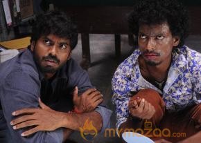 Pongadi Neengalum Unga Kadhalum Movie Stills  photo 7