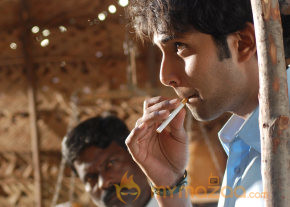 Ponmaalai Pozhudhu Movie Stills  photo 78