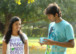 Ponmaalai Pozhudhu Movie Stills  photo 3