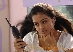 Ponmaalai Pozhudhu Movie Stills  photo 41