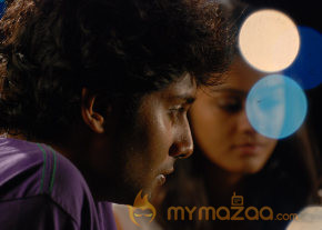 Ponmaalai Pozhudhu Movie Stills  photo 87