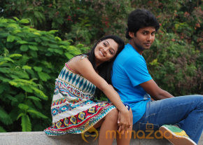 Ponmaalai Pozhudhu Movie Stills  photo 54