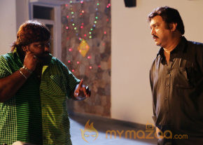 Priyamudan Priya Movie Onlocation Stills  photo 68