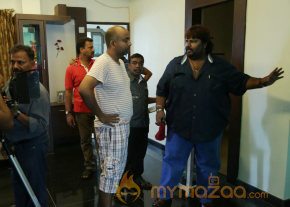 Priyamudan Priya Movie Onlocation Stills  photo 52