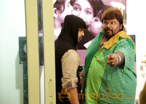 Priyamudan Priya Movie Onlocation Stills  photo 30
