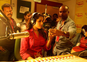 Priyamudan Priya Movie Onlocation Stills 