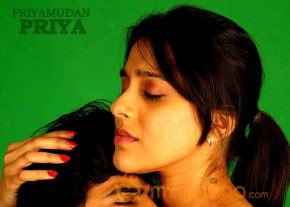 Priyamudan Priya Movie Stills  photo 28