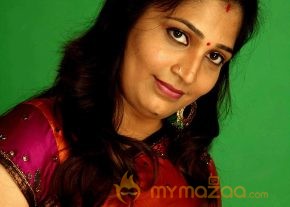 Priyamudan Priya Movie Stills  photo 17