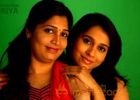 Priyamudan Priya Movie Stills  photo 19