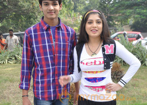 Pudhu Varsham Movie Onlocation Stills photo 31