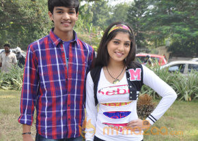 Pudhu Varsham Movie Onlocation Stills photo 16