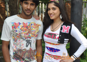 Pudhu Varsham Movie Onlocation Stills photo 26