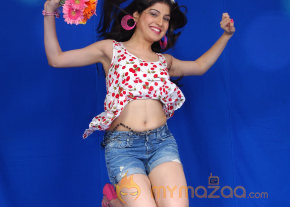 Pudhu Varusham Movie Stills photo 5