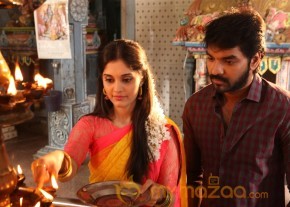 Pugazh Tamil Latest Movie Stills photo 21