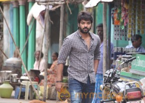 Pugazh Tamil Latest Movie Stills photo 43