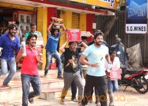 Pugazh Tamil Latest Movie Stills