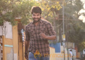 Pugazh Tamil Latest Movie Stills photo 15