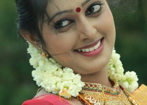 Puthusa Nan Poranthen Movie Stills photo 14