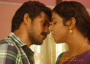 Retta Vaalu Movie Stills  photo 17