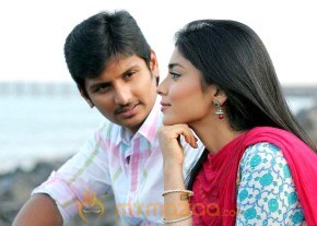 Rowthiram Movie Latest Stills photo 4