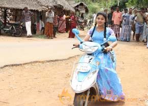 Saaindhaadu Saaindhaadu Movie Stills  photo 16