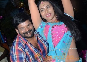 Sandi Kuthirai Tamil Movie Stills photo 14