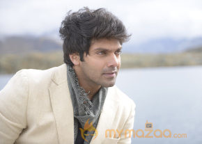 Settai Movie New Stills photo 4