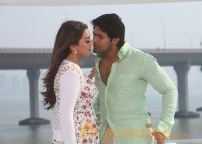 Settai Movie New Stills photo 3