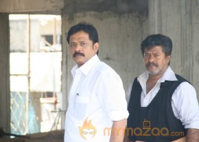 Sivappu Kollywood Movie New Stills photo 48