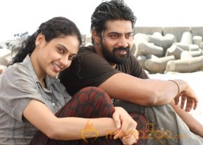 Sivappu Kollywood Movie New Stills photo 2