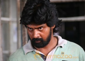 Sivappu Kollywood Movie New Stills photo 10