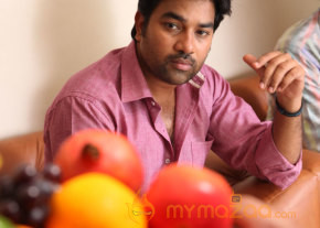 Sonna Puriyadhu Movie Stills  photo 5