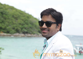 Sonna Puriyathu Movie Stills photo 33