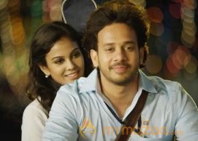 Sri Vidhya Ennodu Vilaiyadu Movie Stills