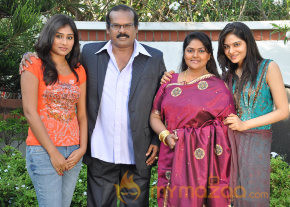 Summa Nachunu Irukku Movie Stills  photo 62