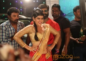 Tamil movie Kanna Pinna new stills at shotting spot photo 34