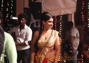 Tamil movie Kanna Pinna new stills at shotting spot photo 4