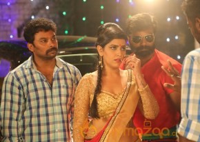 Tamil movie Kanna Pinna new stills at shotting spot photo 11