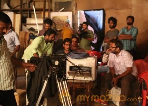 Tamil movie Kanna Pinna new stills at shotting spot photo 2