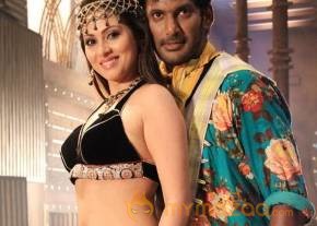 Tamil Movie Madha Gaja Raja Latest Stills photo 3