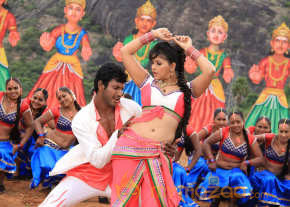 Tamil Movie Madha Gaja Raja Latest Stills photo 21