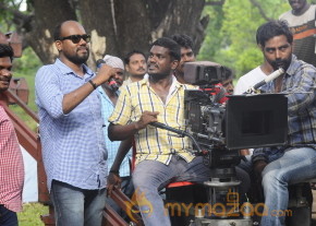 Thakituthathom Movie Working Stills photo 17